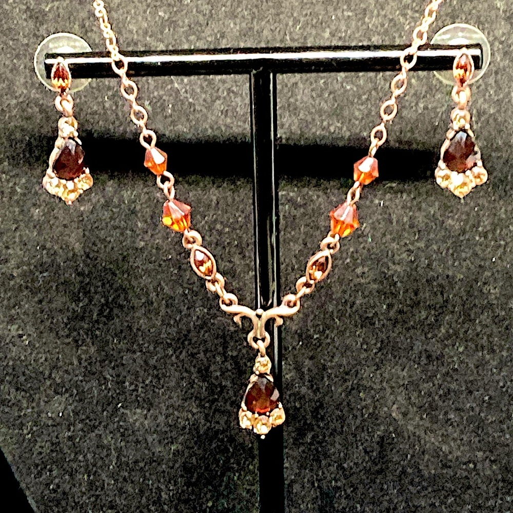 1928 earring and necklace set.